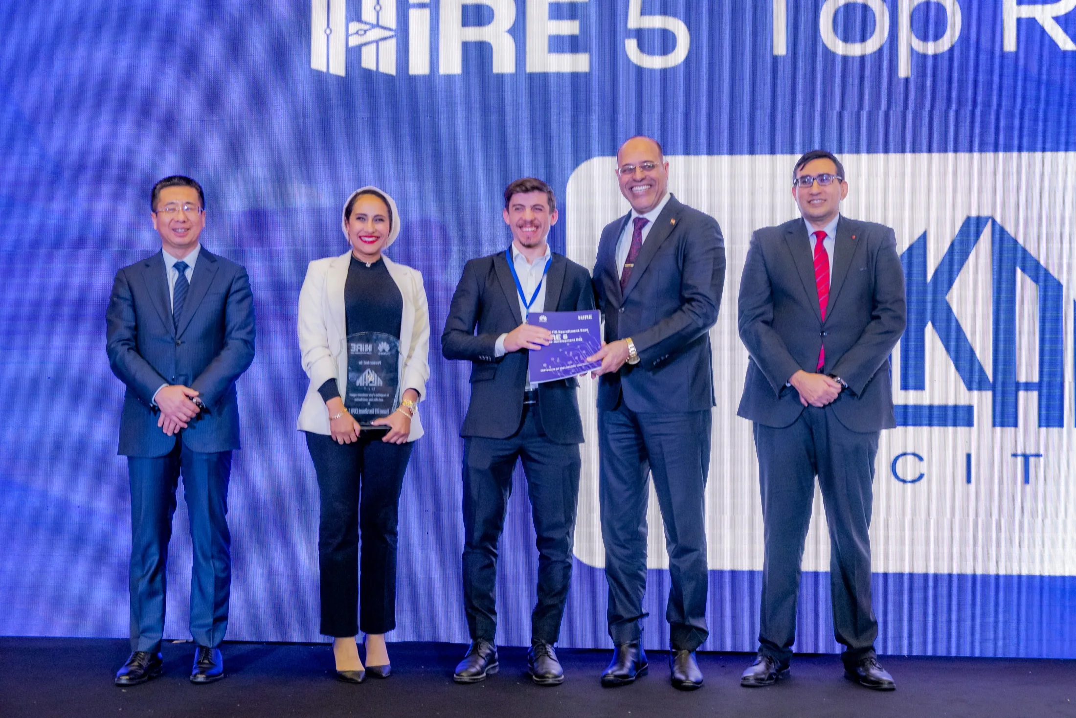 The HiRE 5 Top Recruiters recognised on stage with an award